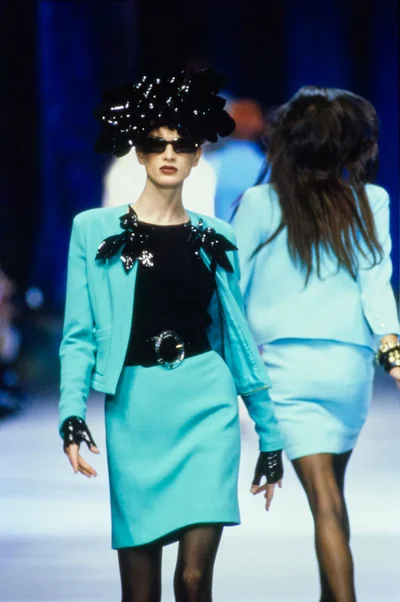 Look 3